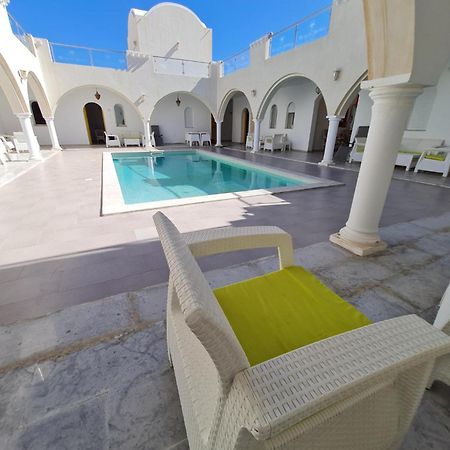 Musk De Djerba Suite Aziz Avec Piscine Temlale Eksteriør billede